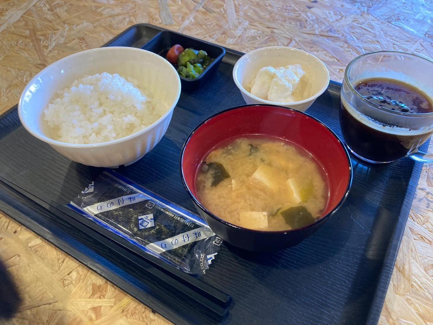 Guesthouse Lululu 無料朝食&夕食ｶﾚｰ 街まで電車8分 ﾛｰｿﾝ隣 โคจิ ภายนอก รูปภาพ